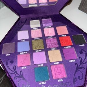 Jeffree Star Blood Lust Palette